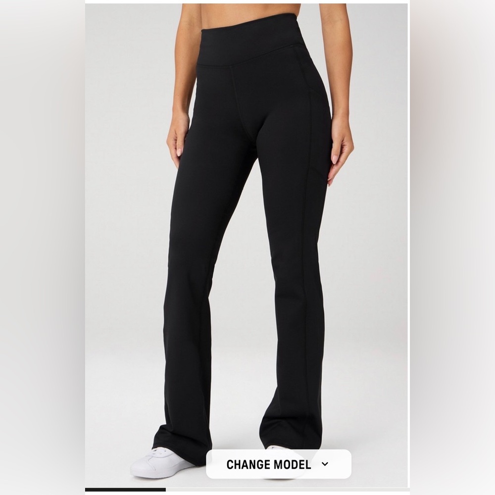 Fabletics NWT Cold Weather High Waisted Mini Flare - Size XS Short
